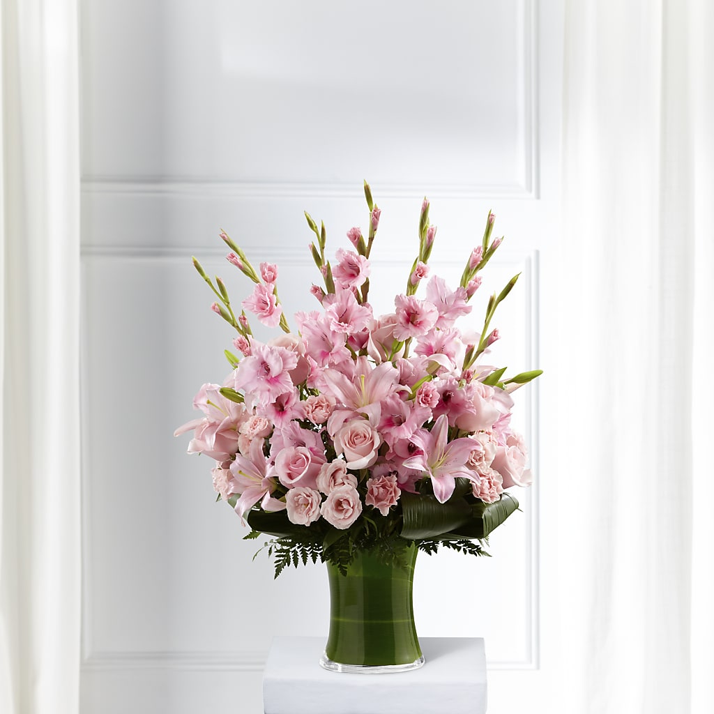 Lovely Tribute Bouquet – Flower.delivery, Tontitown AR