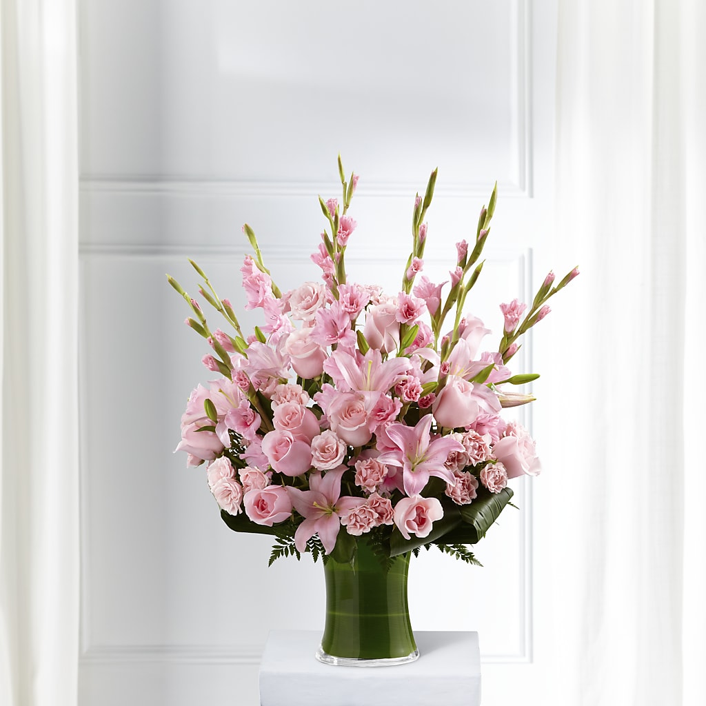 Lovely Tribute Bouquet – Flower.delivery, Tontitown AR