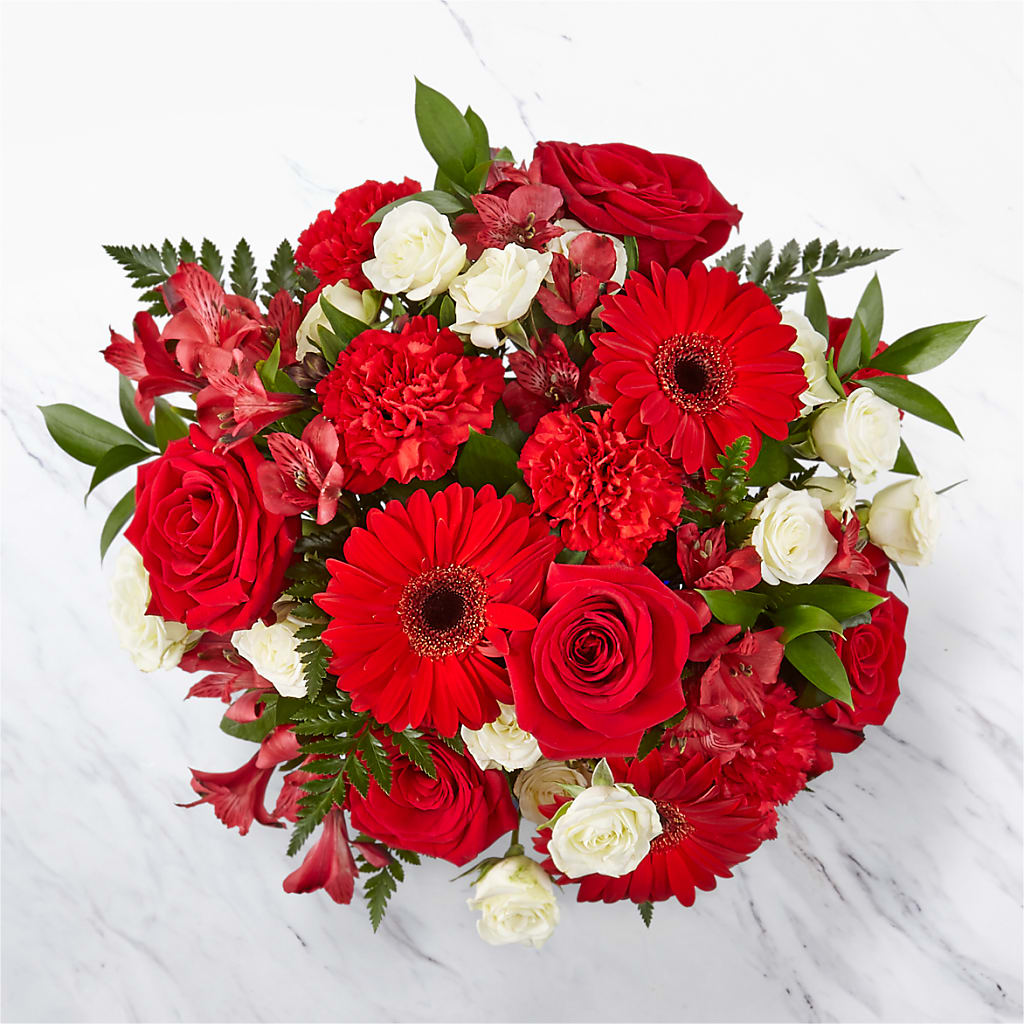 Hearts Embrace Bouquet – Flower.delivery, Tontitown AR