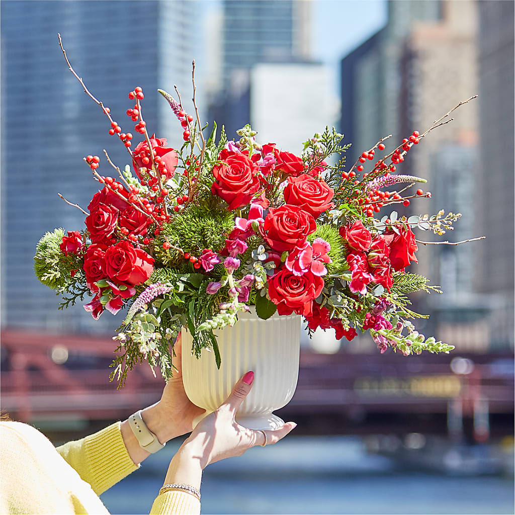 Big Red Bow Bouquet –  Flower.delivery, Tontitown AR