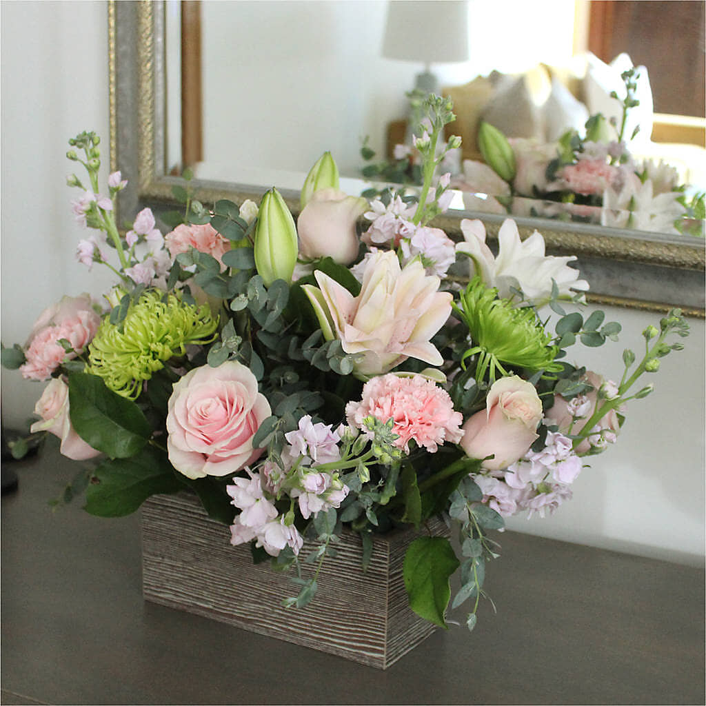 Beautiful Spirit Basket –  Flower.delivery, Tontitown AR