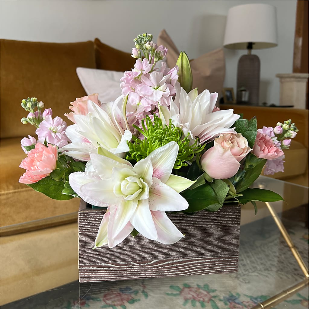 Beautiful Spirit Basket –  Flower.delivery, Tontitown AR