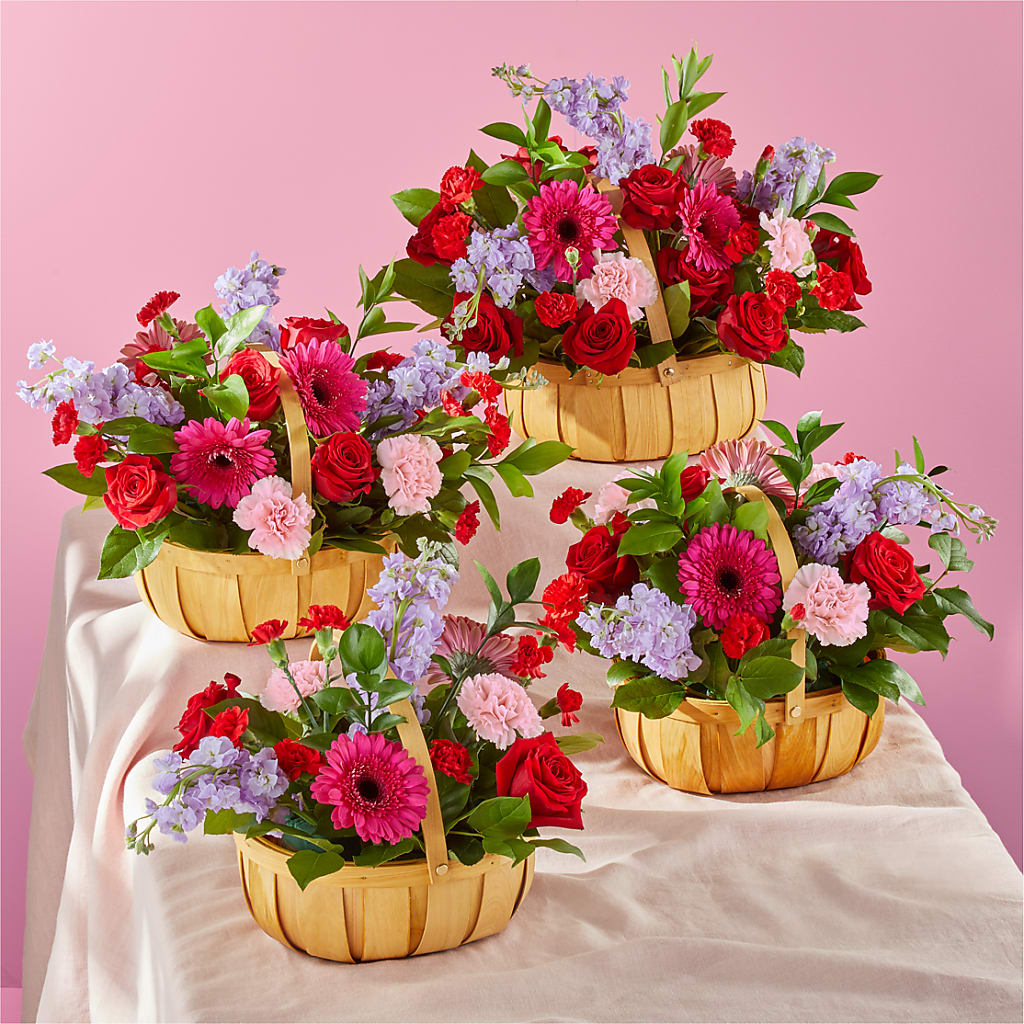 Pink Picnic Basket –  Flower.delivery, Tontitown AR