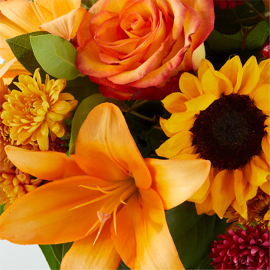 Grateful Centerpiece –  Flower.delivery, Tontitown AR