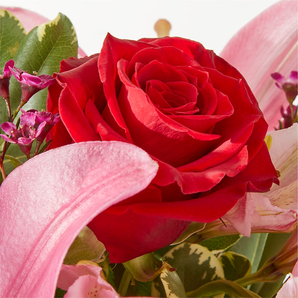 Lucky in Love Bouquet –  Flower.delivery, Tontitown AR