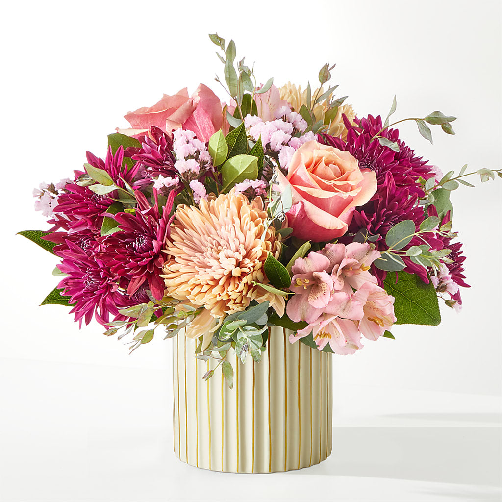 Berry Cobbler Bouquet with Ivory Vase –  Flower.delivery, Tontitown AR