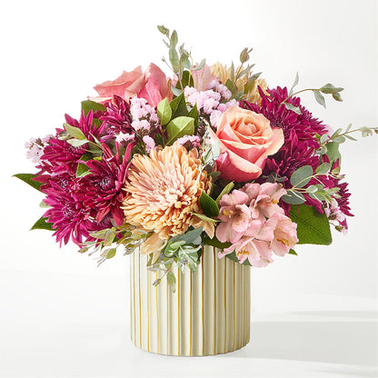 Berry Cobbler Bouquet with Ivory Vase –  Flower.delivery, Tontitown AR