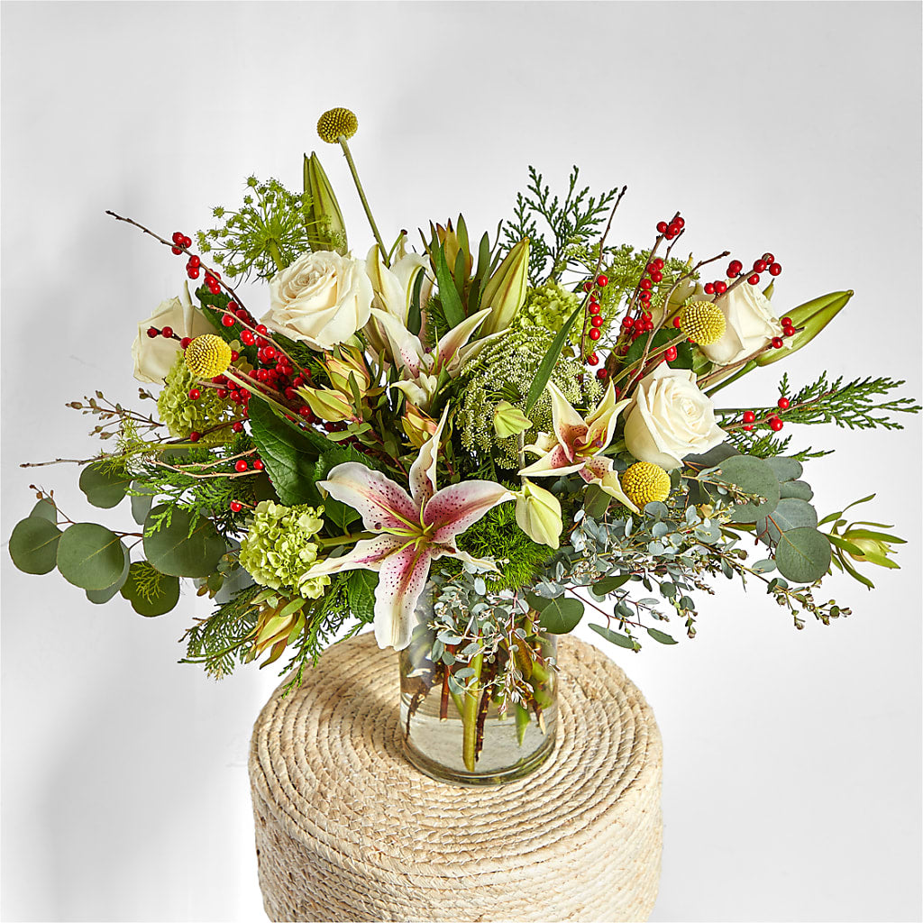 Berry & Bright Bouquet –  Flower.delivery, Tontitown AR