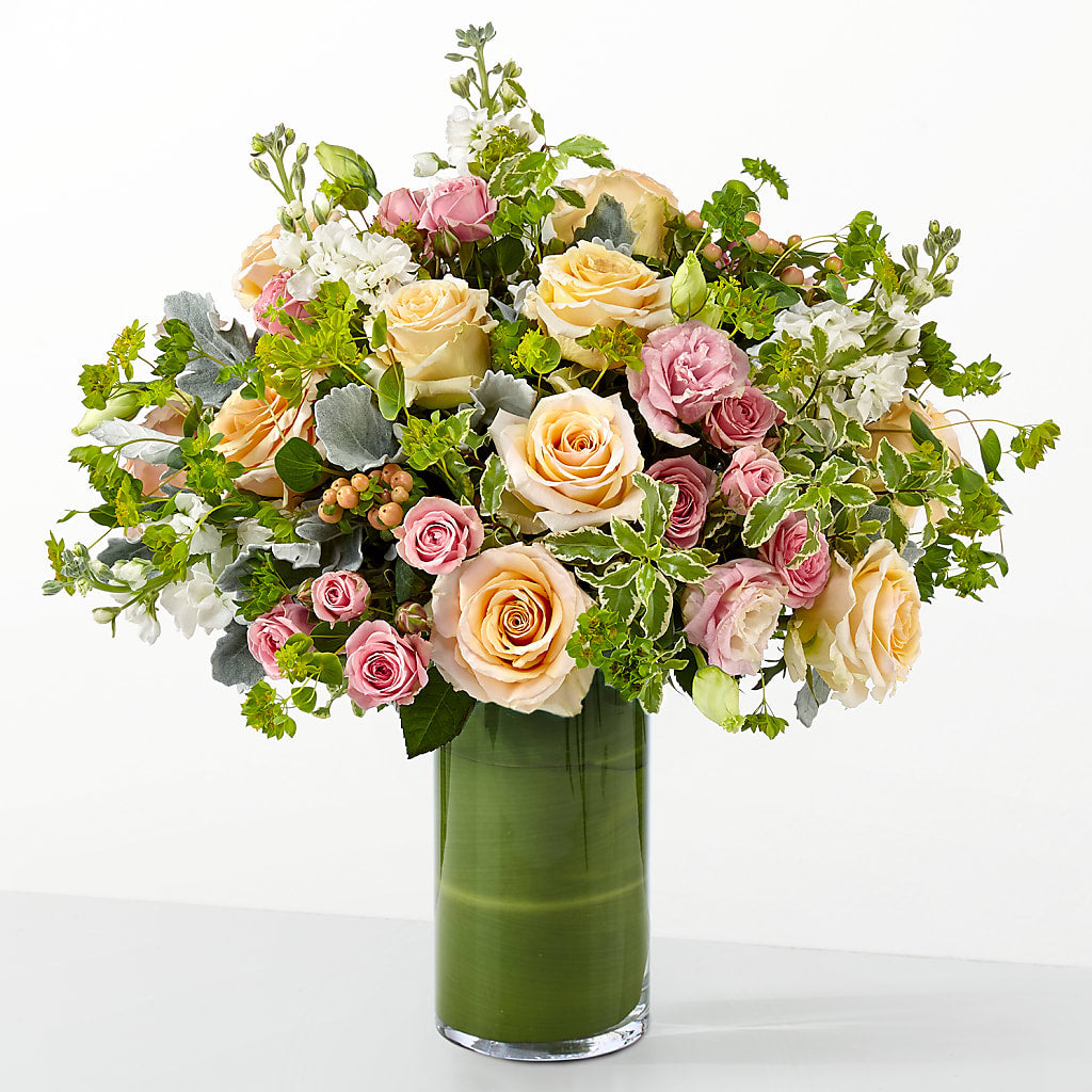 The Glamour Shot –  Flower.delivery, Tontitown AR
